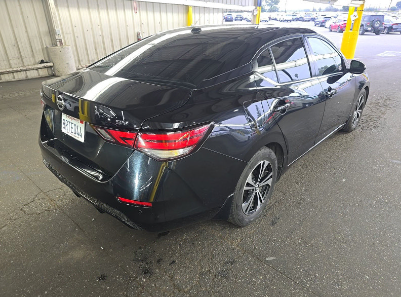 Used 2020 Nissan Sentra SV FWD image 2