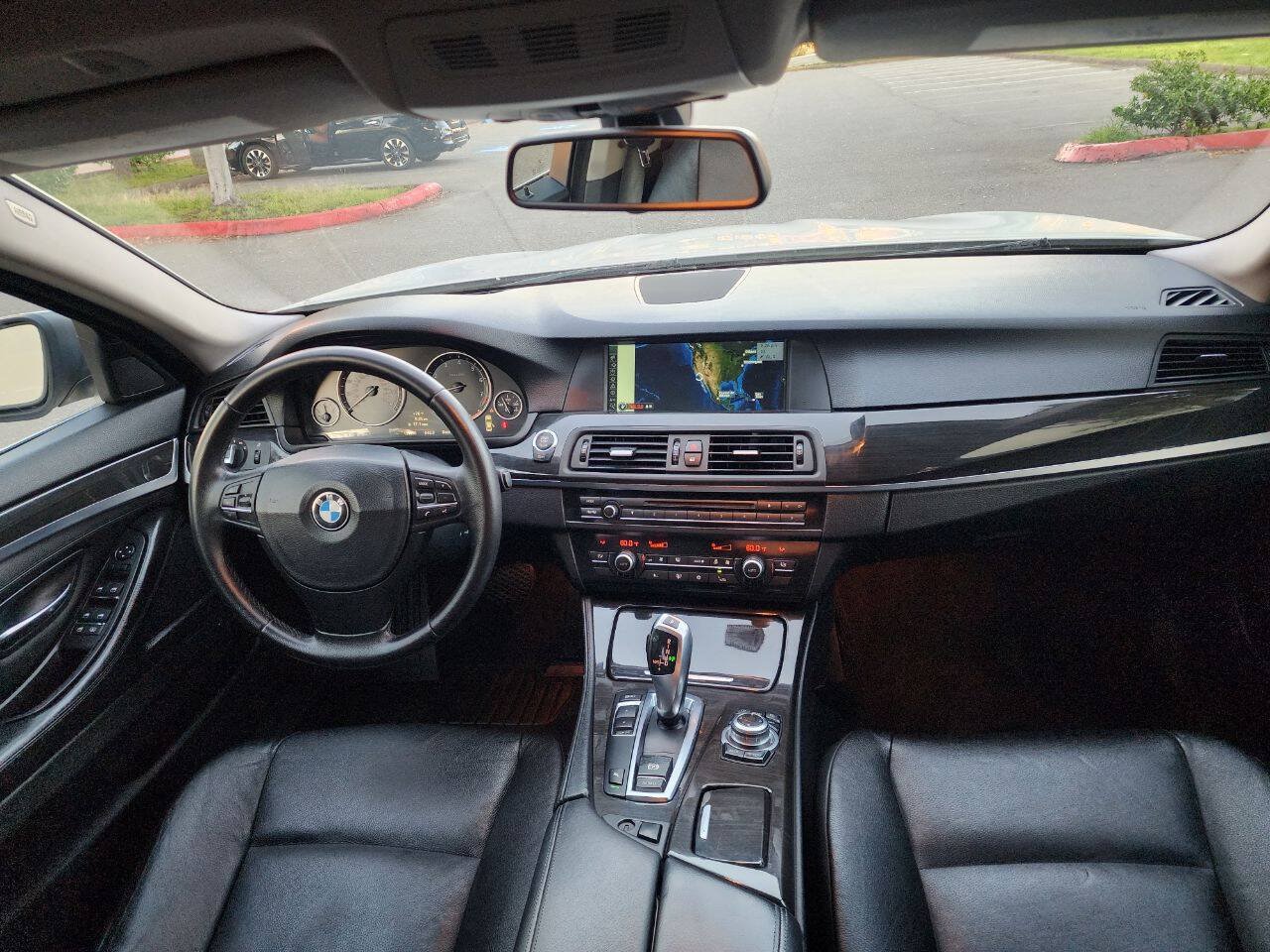 Used 2012 BMW 528i Sedan RWD image 9