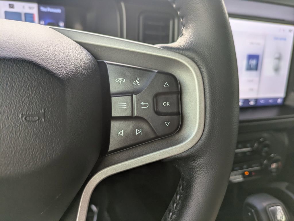 Used 2021 Ford Bronco First Edition AWD/4WD image 28