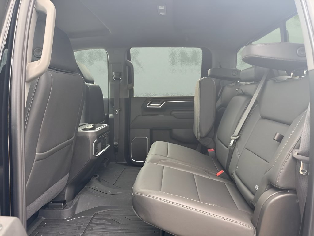 Used 2026 GMC Sierra 2500 SLT w/ SLT Premium Package AWD/4WD image 12