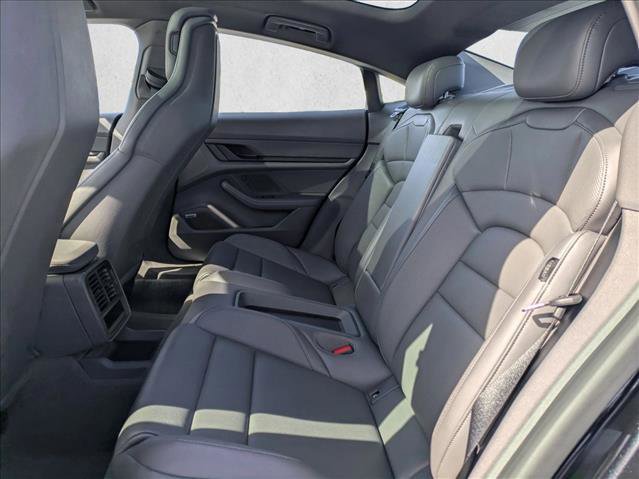 Used 2023 Porsche Taycan image 20