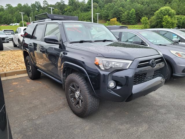 Used 2021 Toyota 4Runner Trail Special Edition AWD/4WD image 3