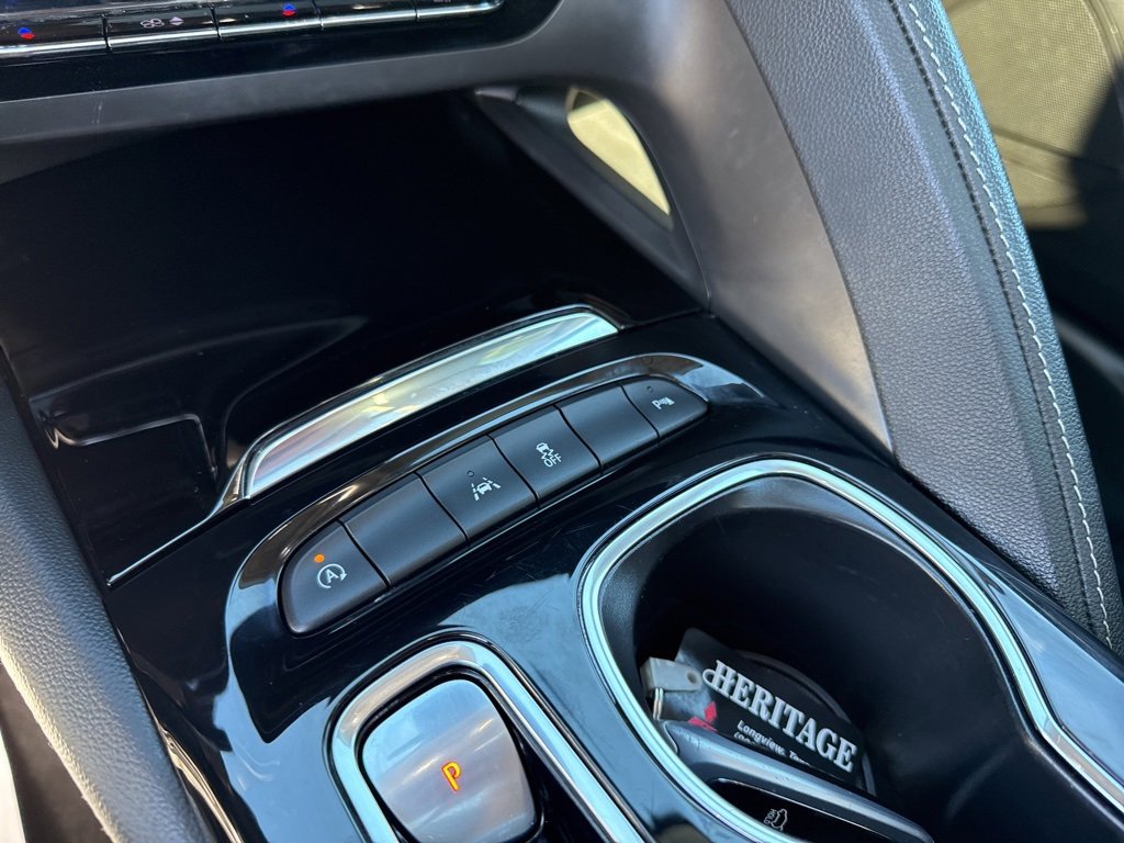 Used 2023 Buick Envision Essence w/ Sport Touring Package image 32