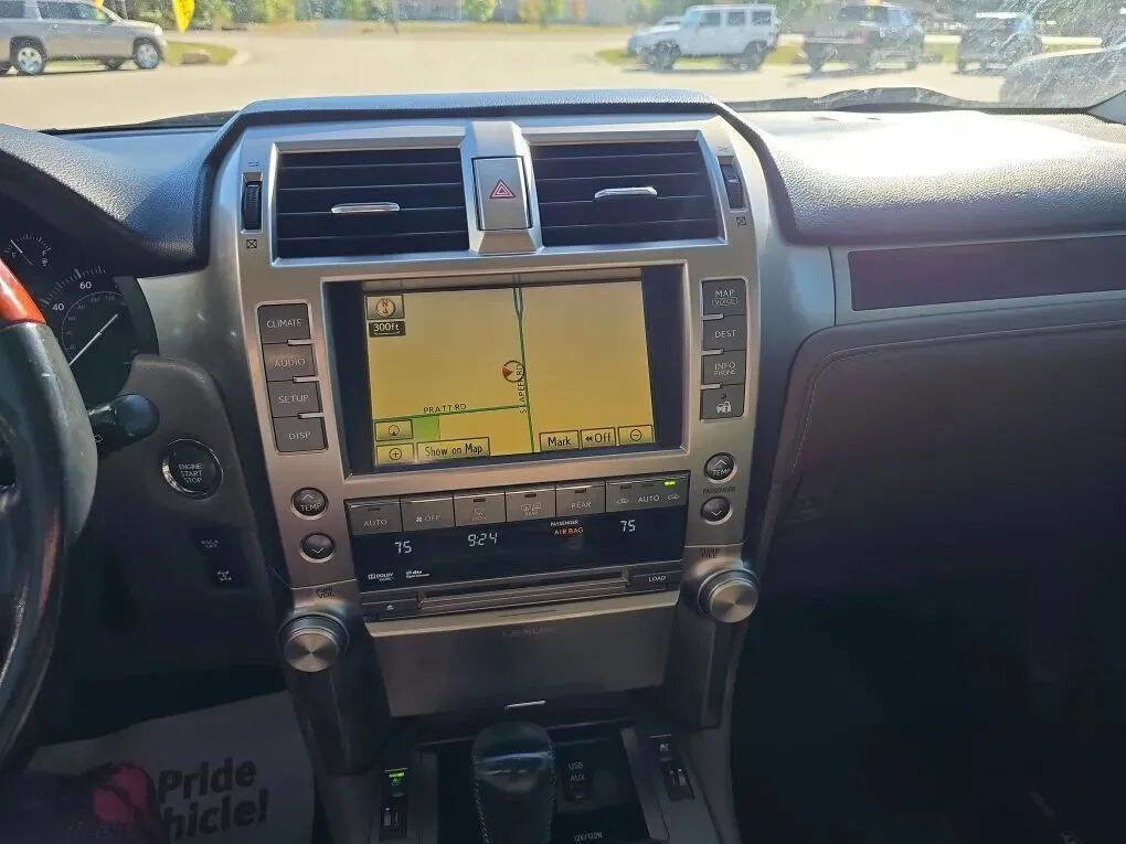 Used 2010 Lexus GX 460 image 15