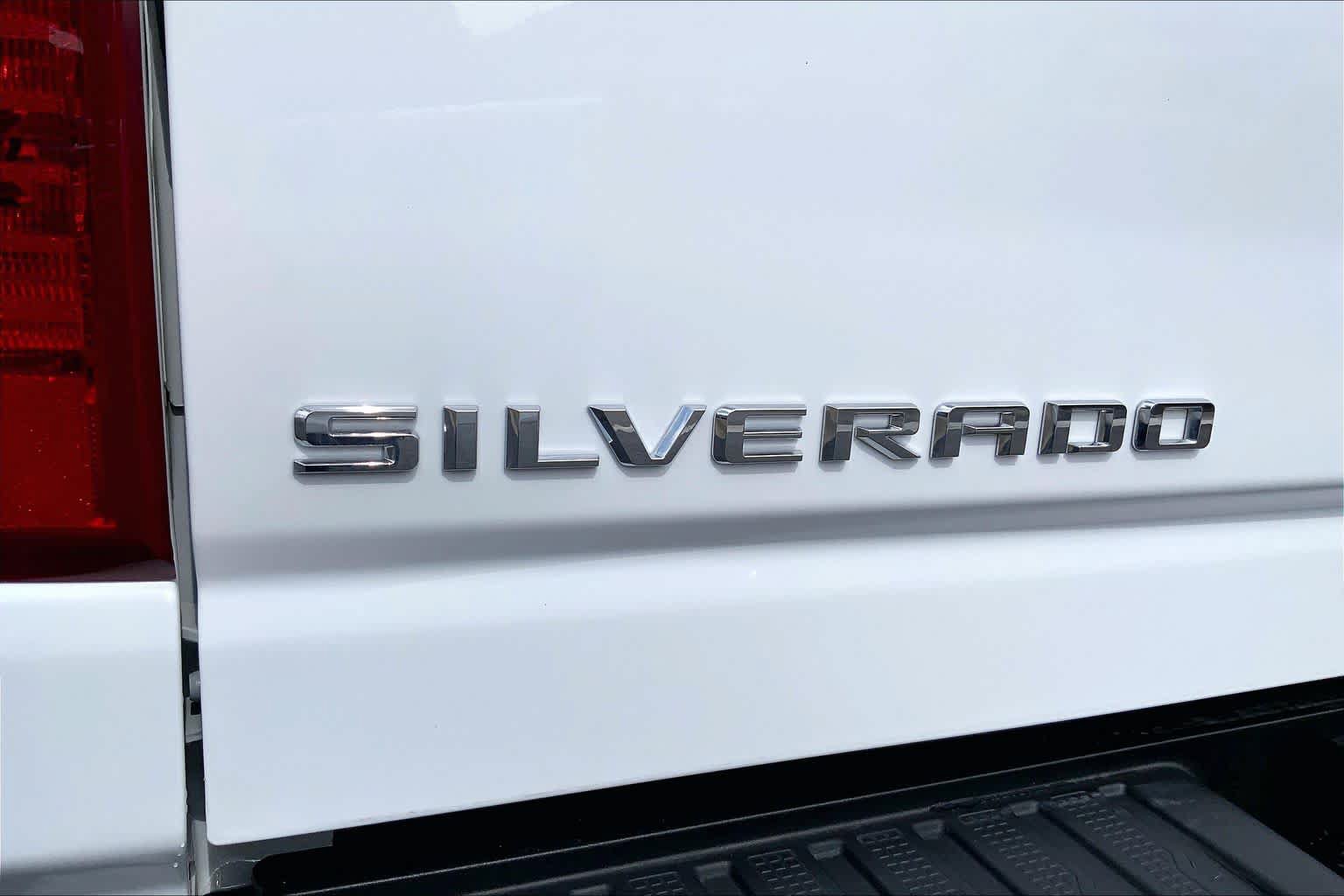 Used 2024 Chevrolet Silverado 2500 LT w/ Texas Edition AWD/4WD image 31