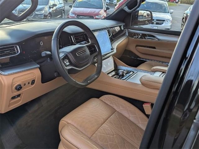 Certified 2023 Jeep Grand Wagoneer L Series III w/ HD Trailer Tow Package image 13