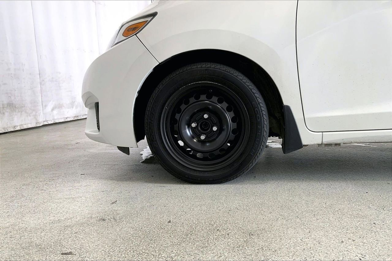 Used 2017 Honda Fit LX image 6