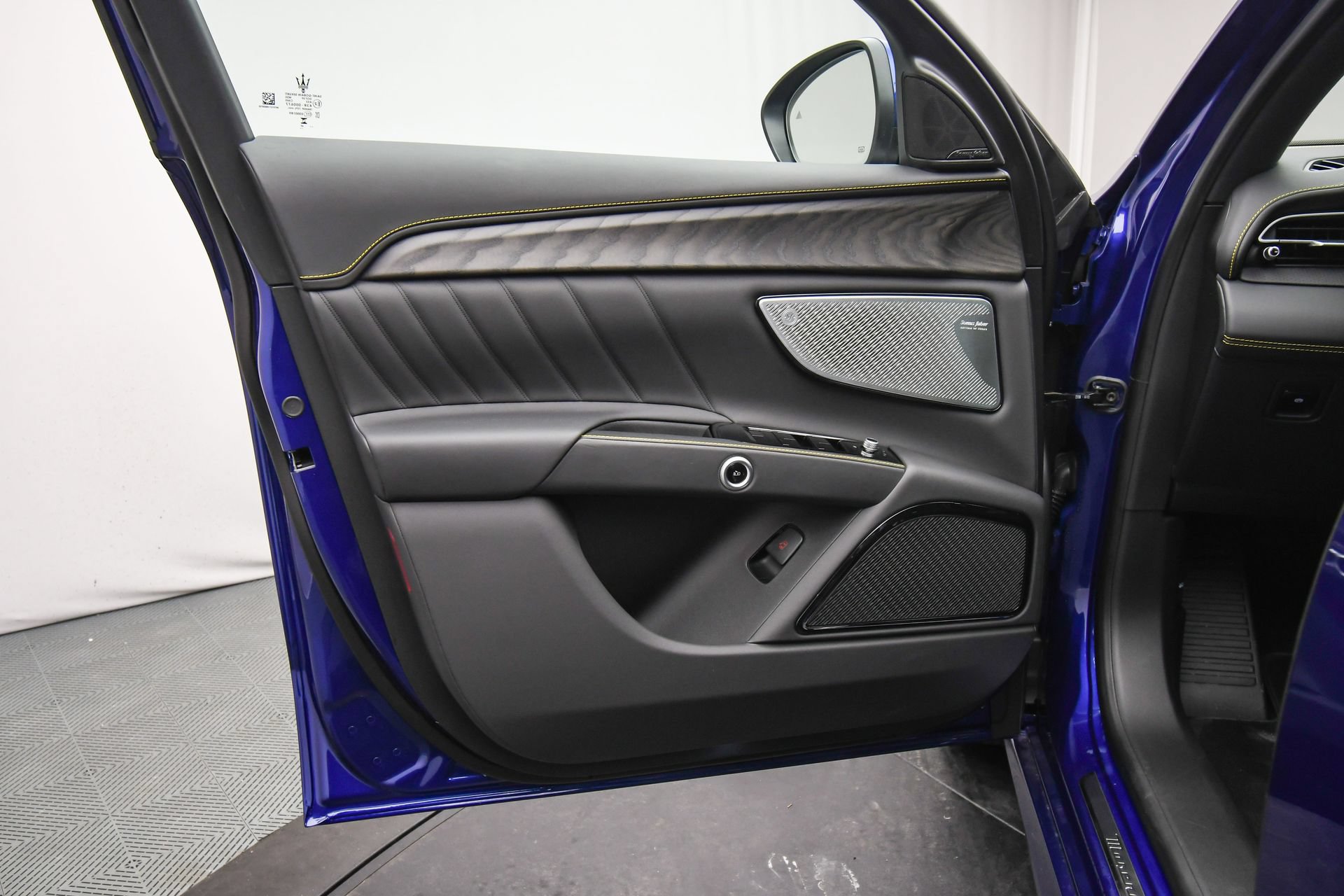 Used 2025 Maserati Grecale GT AWD/4WD image 40