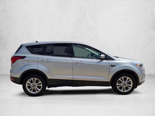 Used 2019 Ford Escape SE FWD video 4