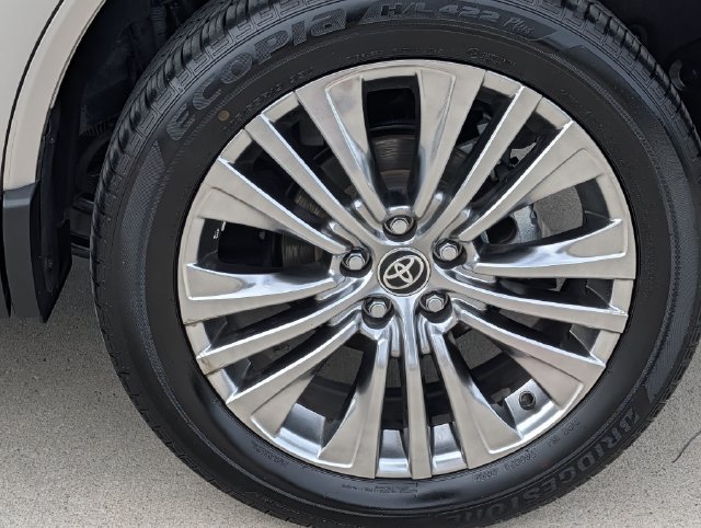 Used 2023 Toyota Venza Limited AWD/4WD image 6
