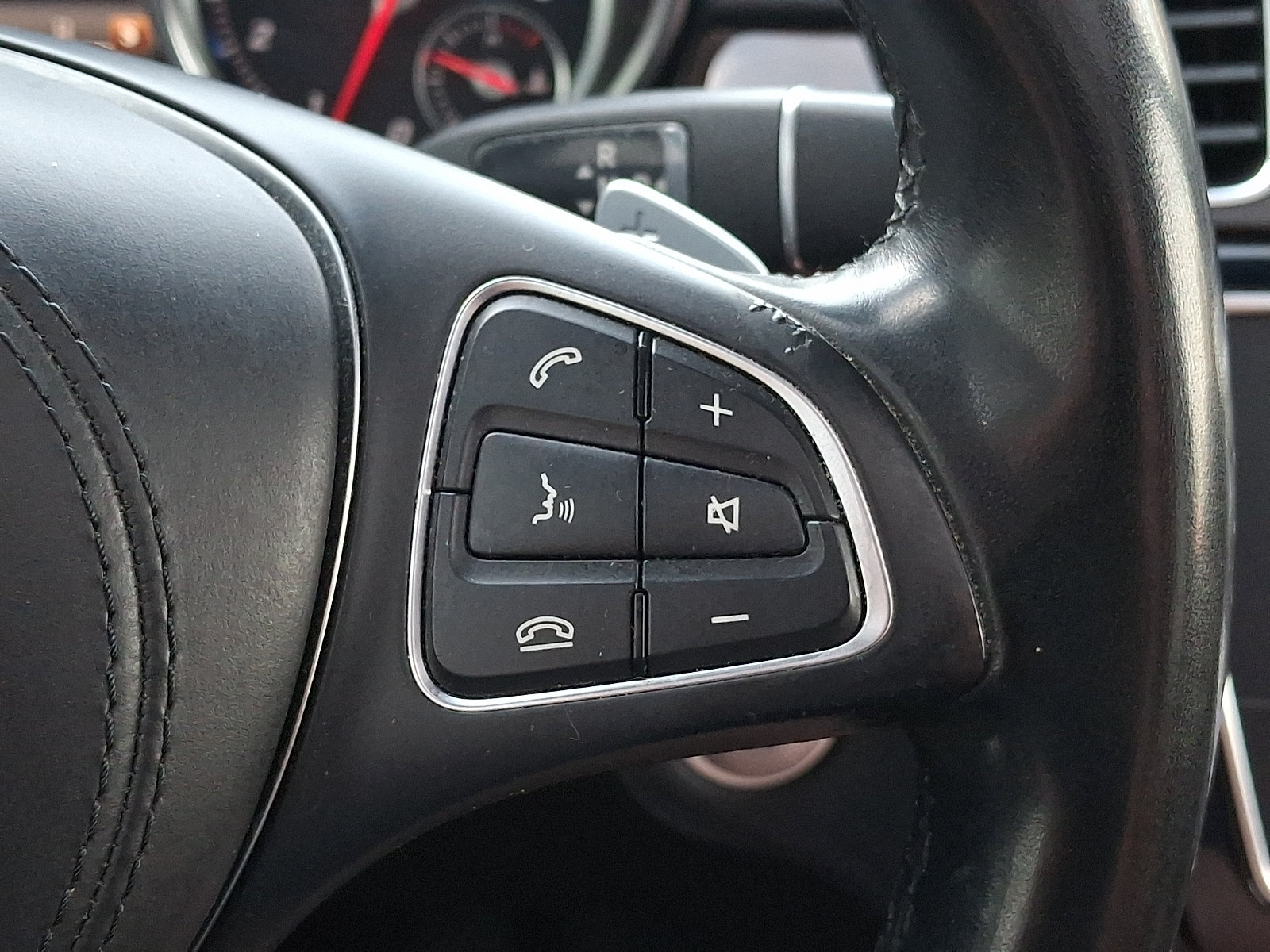 Used 2019 Mercedes-Benz GLS 550 4MATIC image 25