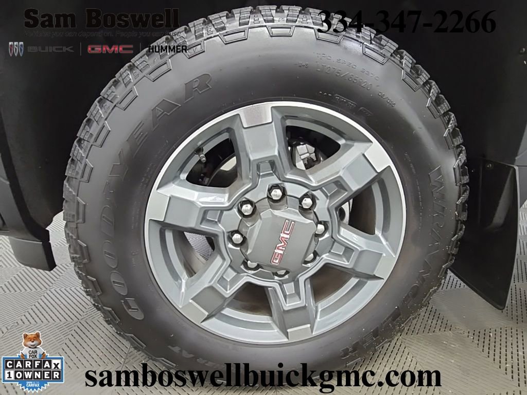 Used 2025 GMC Sierra 2500 SLT image 46