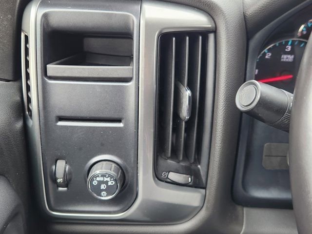 Used 2018 Chevrolet Silverado 1500 LT w/ Texas Edition image 25