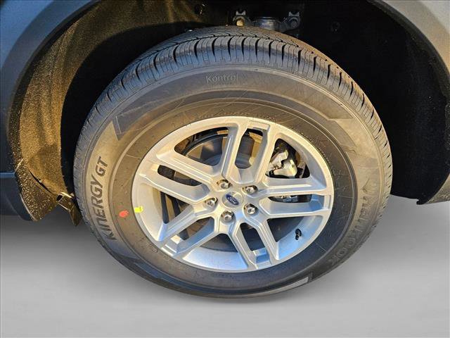 New 2026 Ford Explorer Active image 10