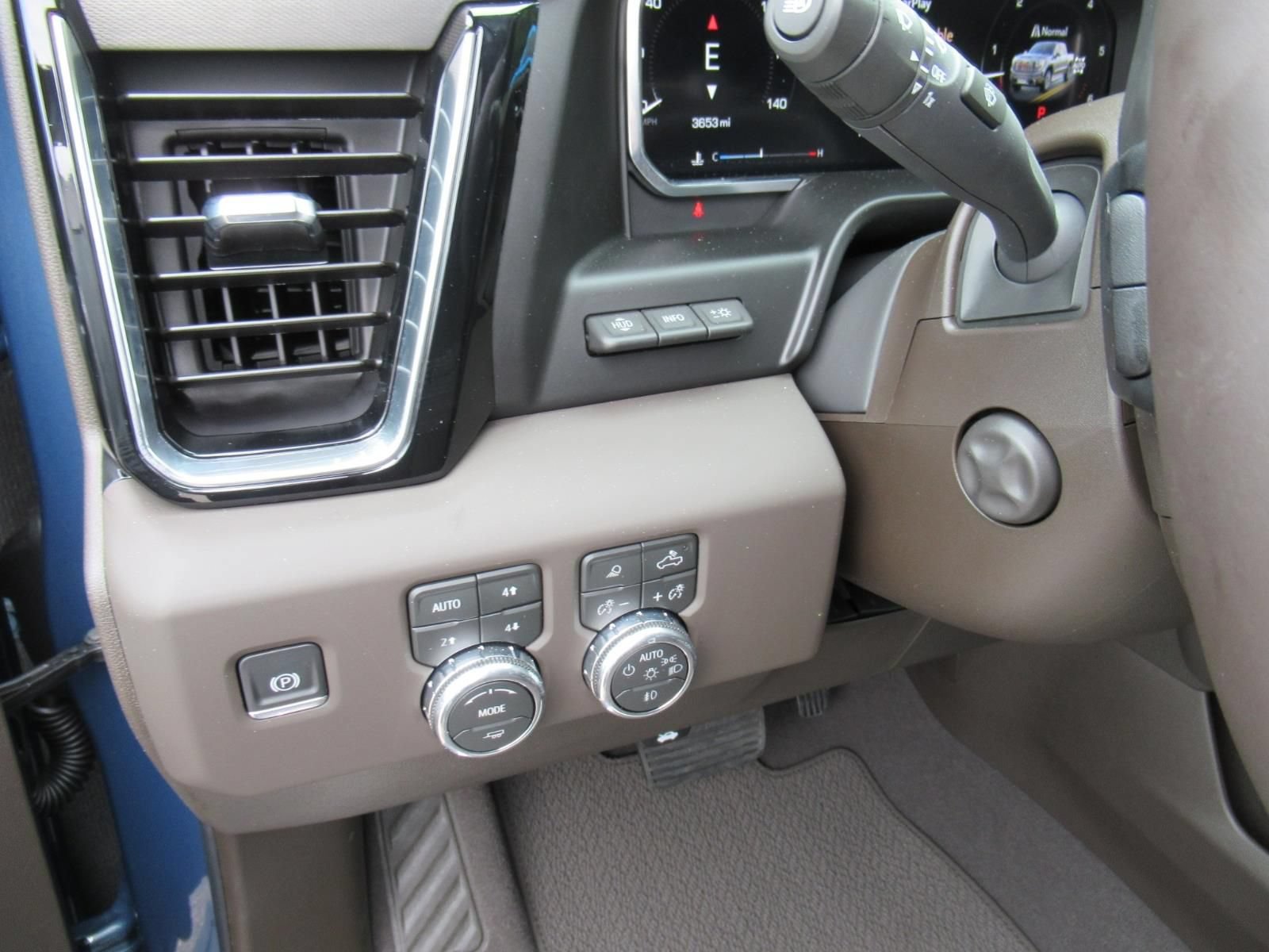 Used 2026 GMC Sierra 1500 Denali AWD/4WD image 18