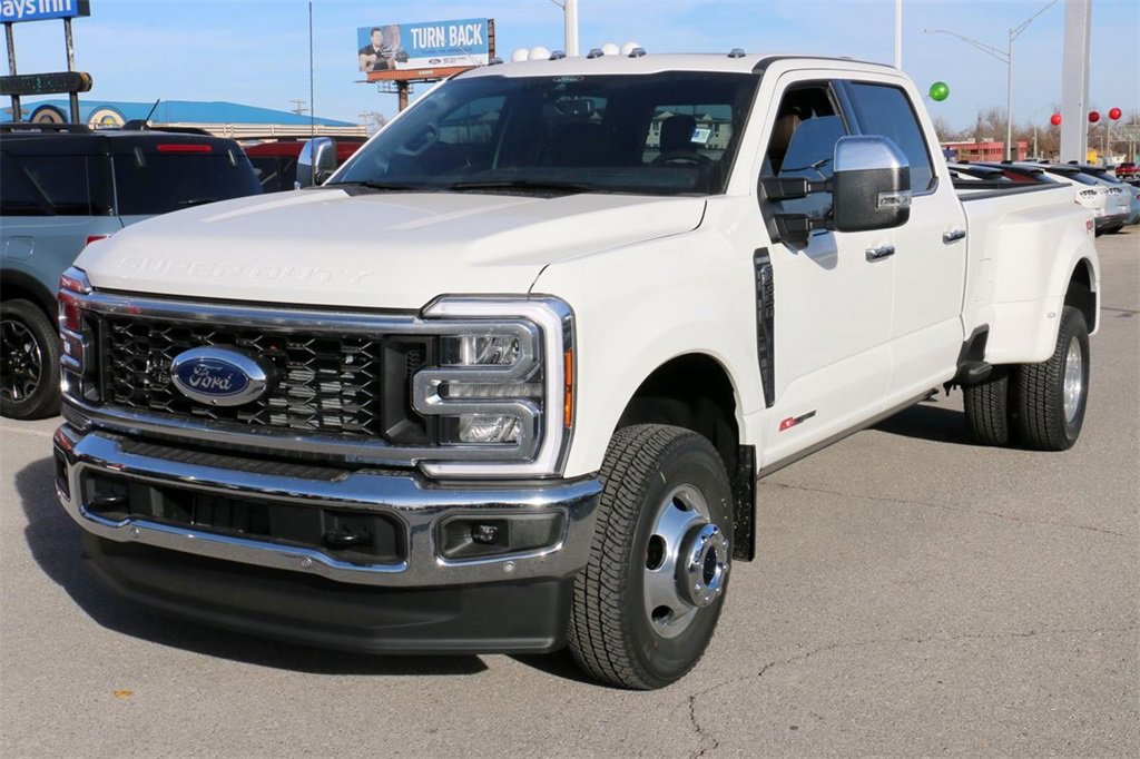 New 2026 Ford F350 King Ranch w/ Chrome Package image 2