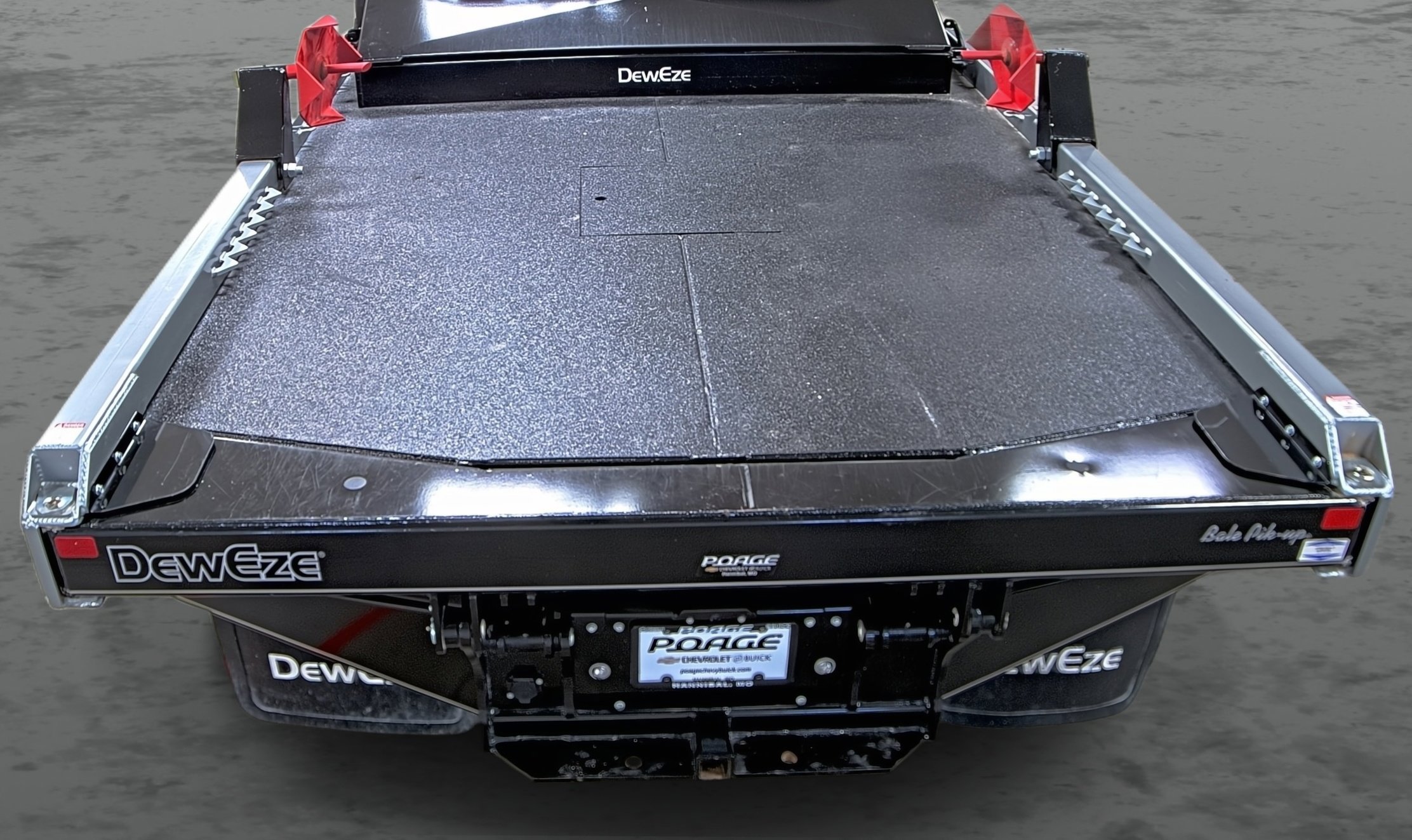 Used 2024 GMC Sierra 3500 SLE w/ SLE Convenience Package image 11