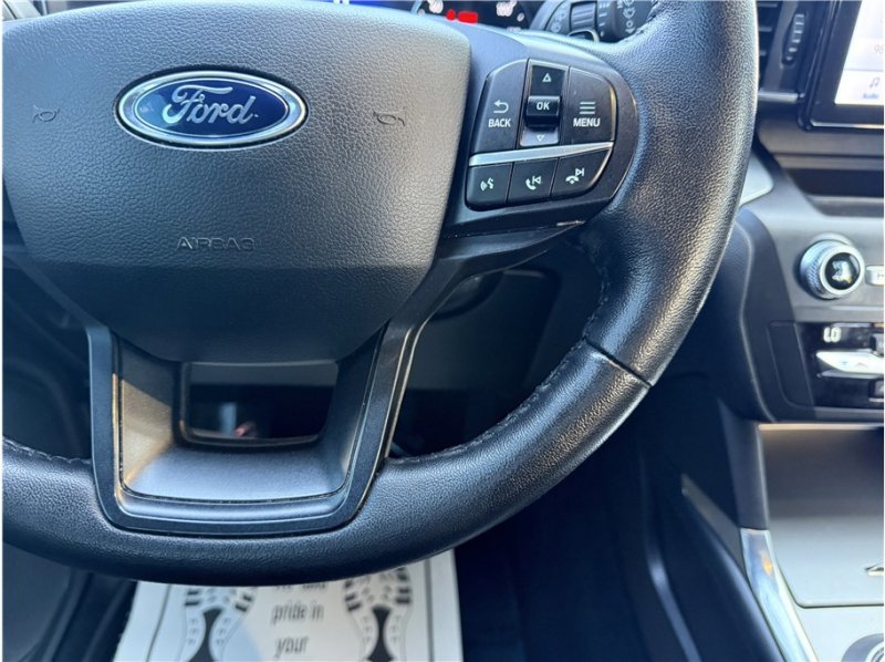 Used 2020 Ford Explorer XLT w/ Equipment Group 202A image 44