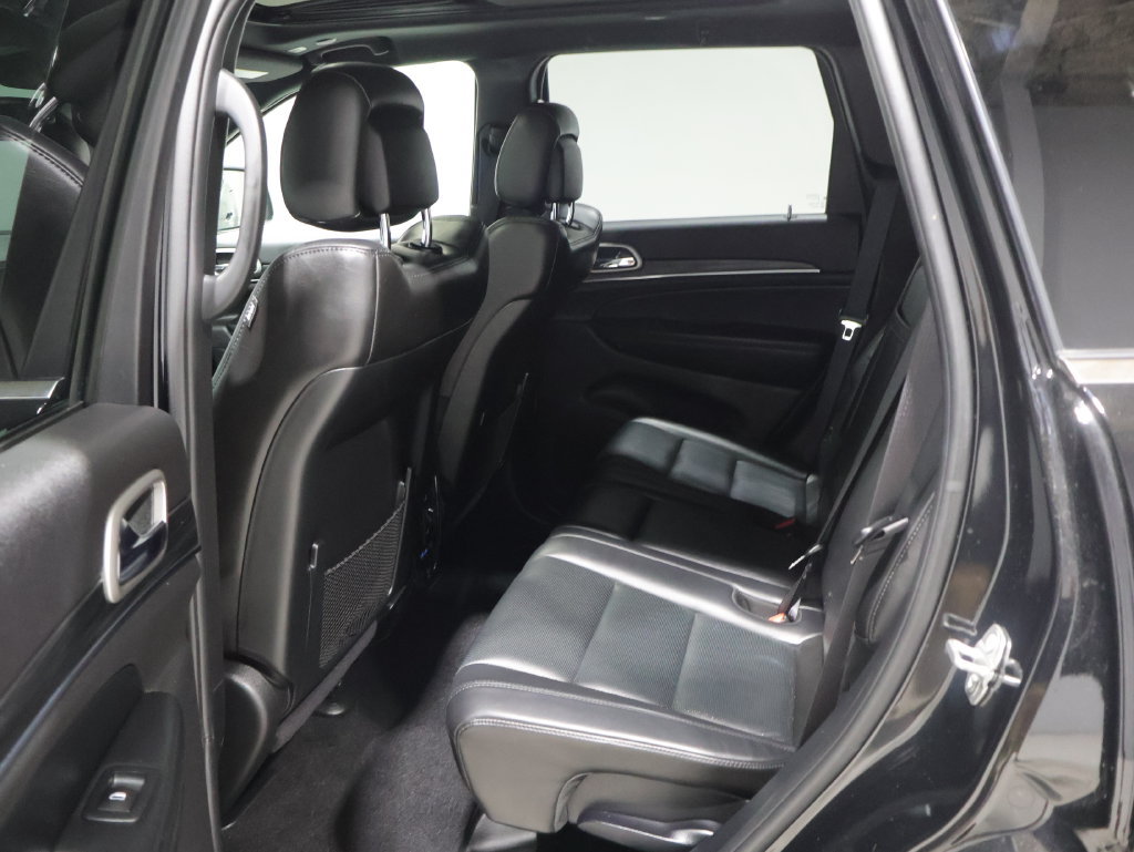 Used 2020 Jeep Grand Cherokee Limited w/ Luxury Group II AWD/4WD image 19