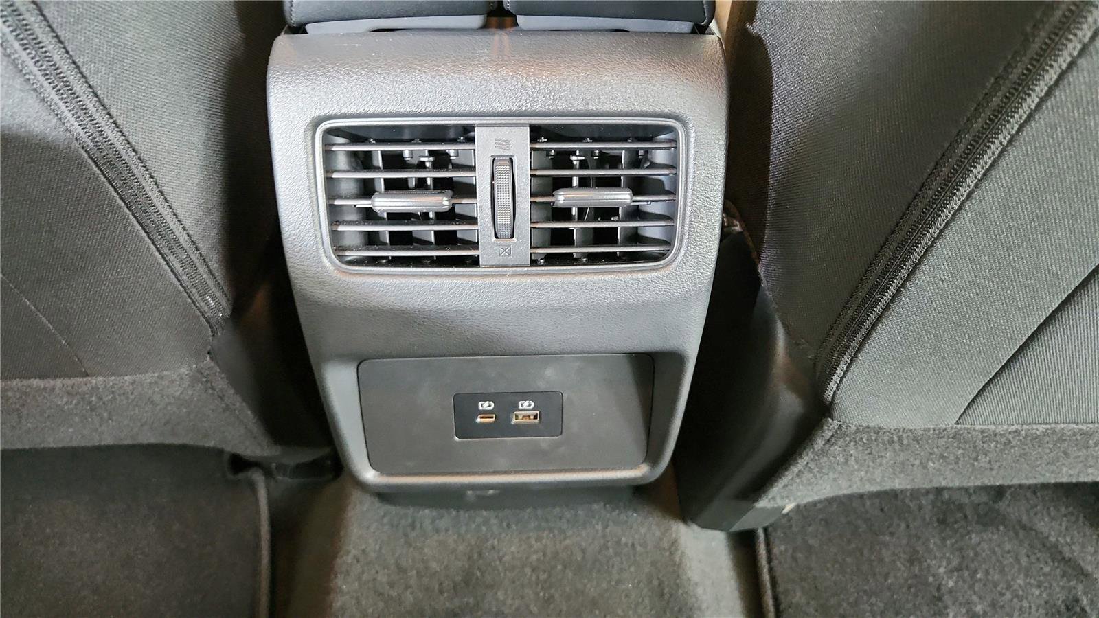 Used 2023 Nissan Rogue SV FWD image 14
