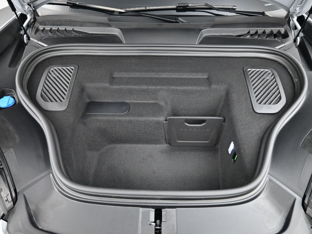 Certified 2025 Porsche Macan Electric image 31