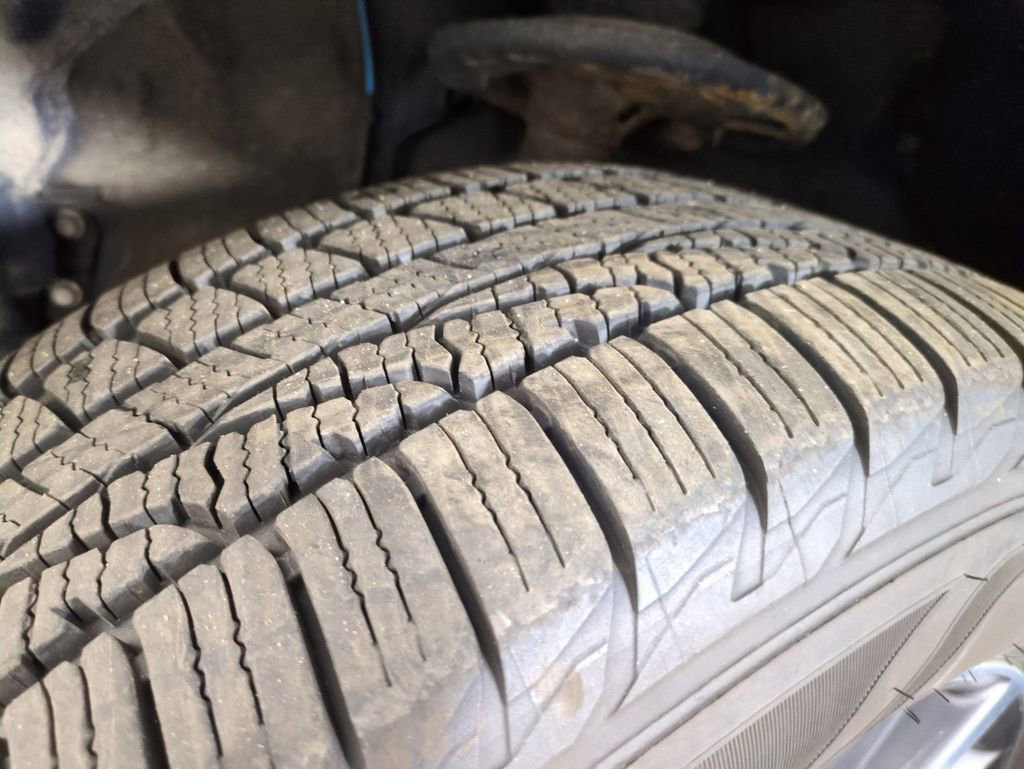 Used 2017 Toyota Highlander XLE w/ Protection Package #3 image 30