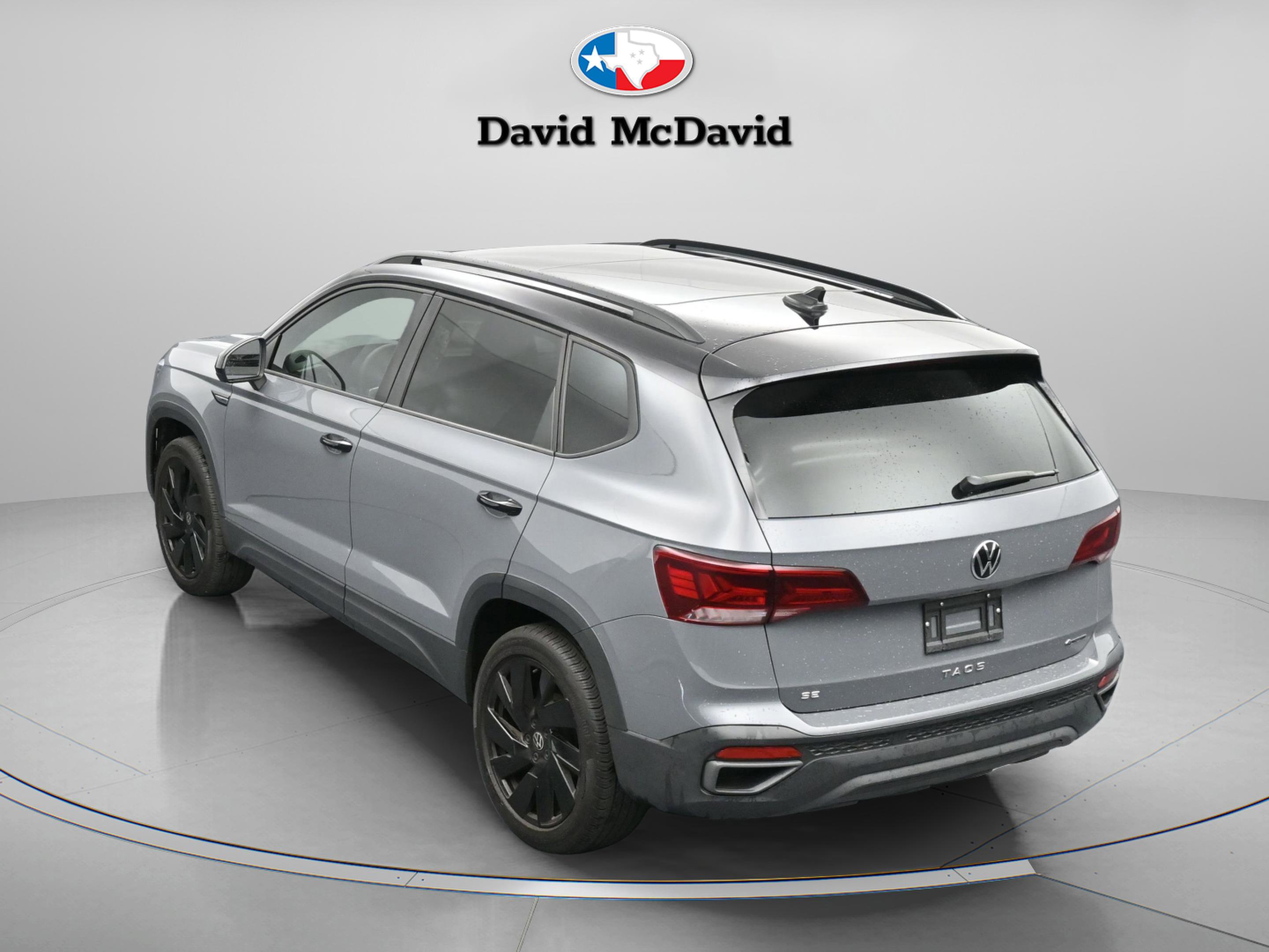 Used 2024 Volkswagen Taos SE image 12