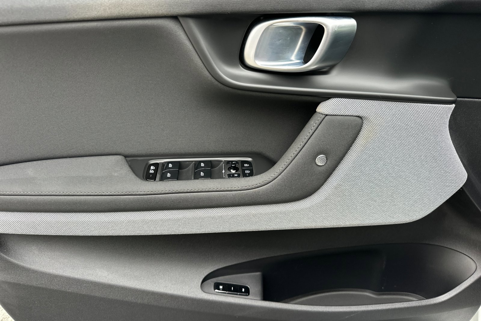 Used 2023 Polestar Polestar 2 FWD image 11