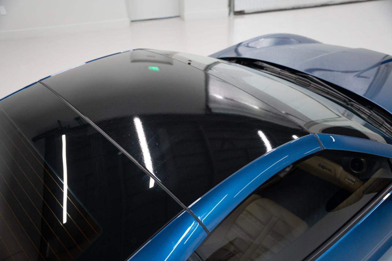 Used 2010 Ferrari California RWD image 86