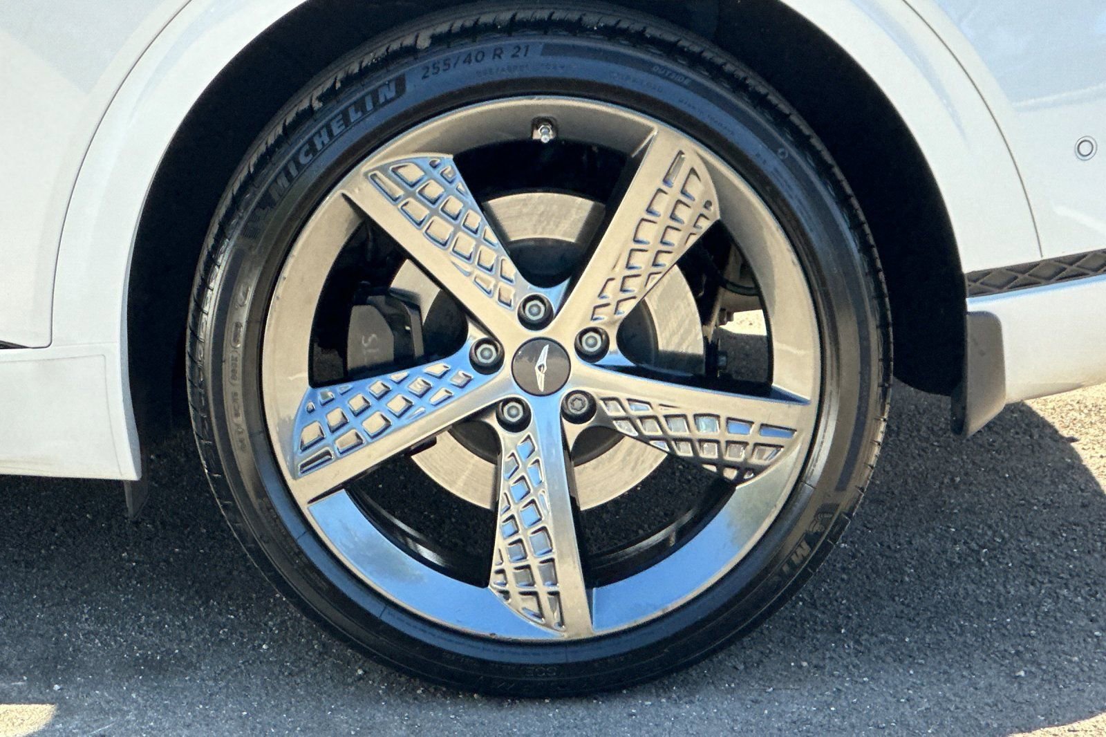 Used 2023 Genesis GV70 3.5T Sport w/ Sport Prestige Package image 28