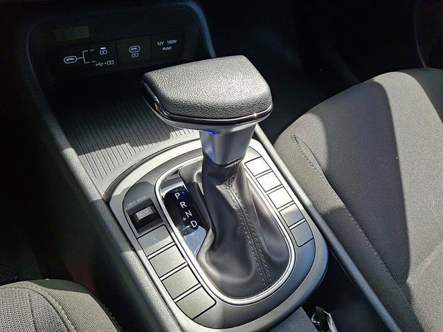 Certified 2024 Hyundai Kona SE AWD/4WD image 12