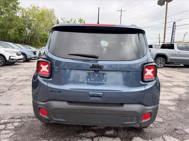Used 2022 Jeep Renegade Altitude AWD/4WD image 5