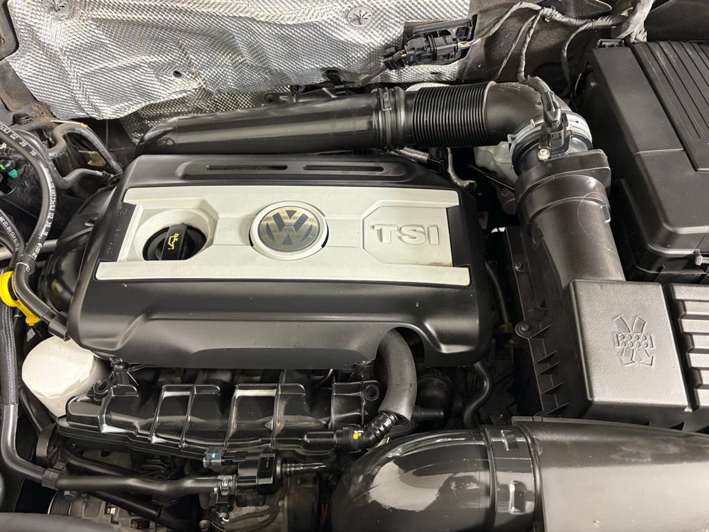 Used 2017 Volkswagen Tiguan Wolfsburg Edition image 36