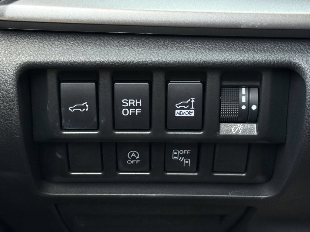 Used 2023 Subaru Forester Premium AWD/4WD image 24