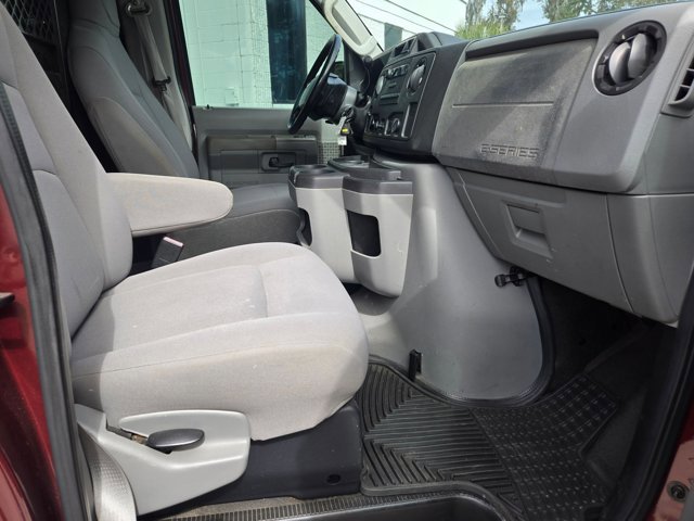 Used 2010 Ford E-150 and Econoline 150 image 16