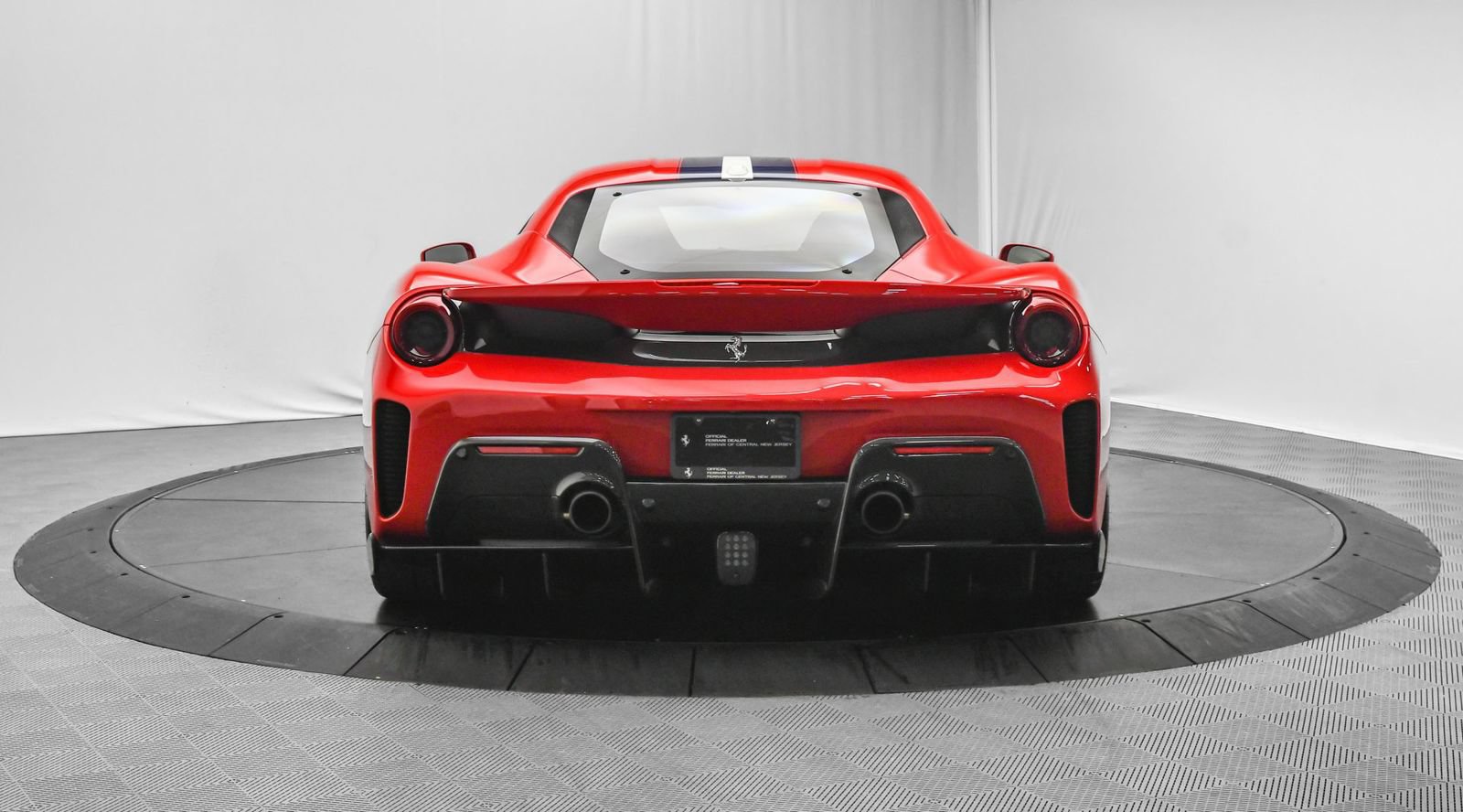 Used 2020 Ferrari 488 Pista Coupe RWD image 6