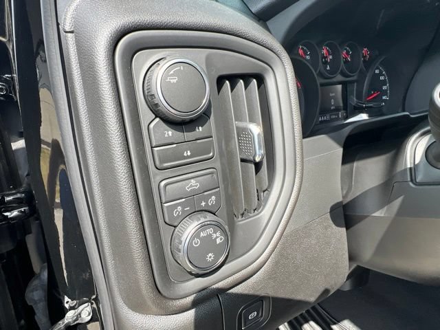 Used 2026 Chevrolet Silverado 2500 Custom w/ Custom Convenience Package AWD/4WD image 8