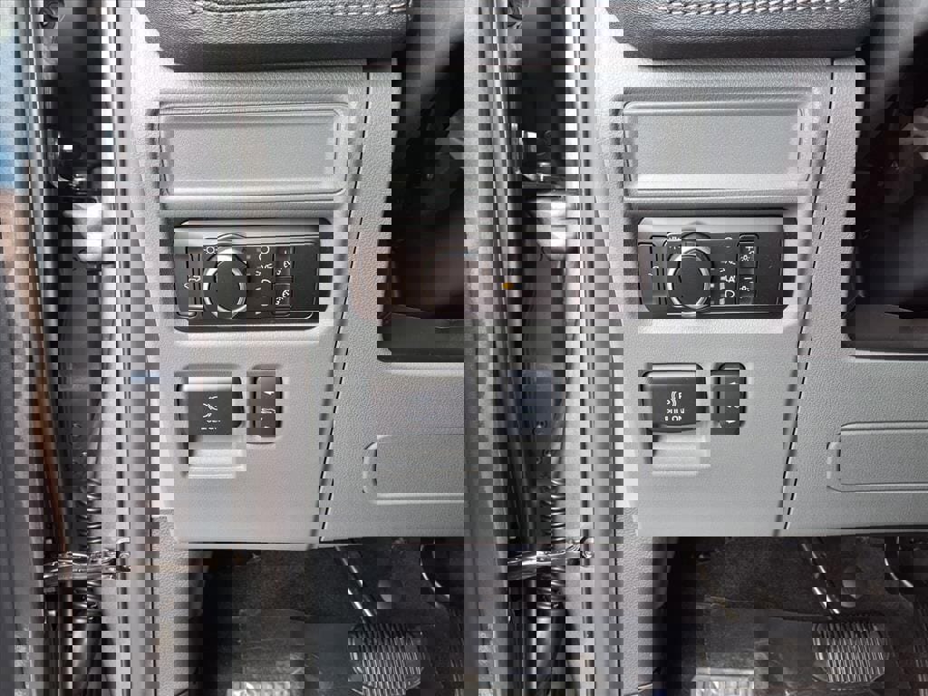 New 2025 Ford F150 Lightning Flash image 24