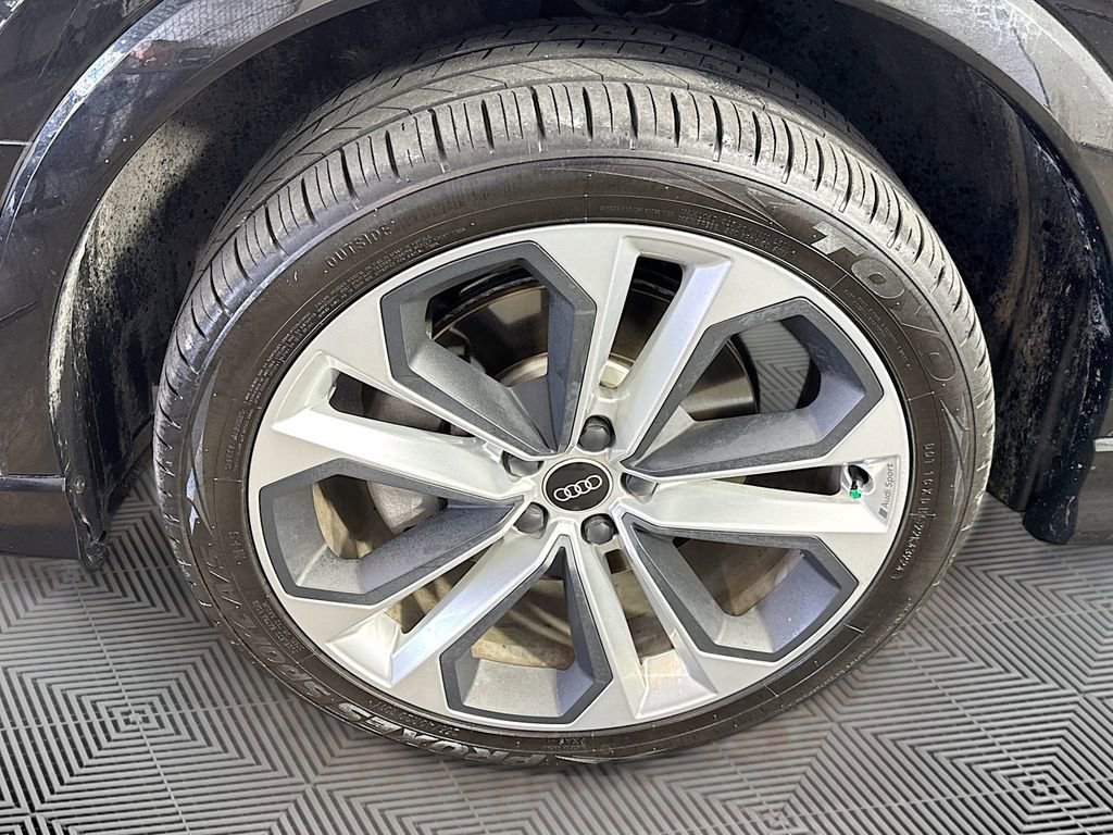 Used 2021 Audi Q3 2.0T Premium Plus w/ Premium Plus Package image 33