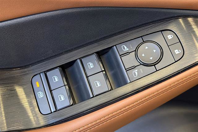 New 2026 Nissan Rogue Platinum AWD/4WD image 12