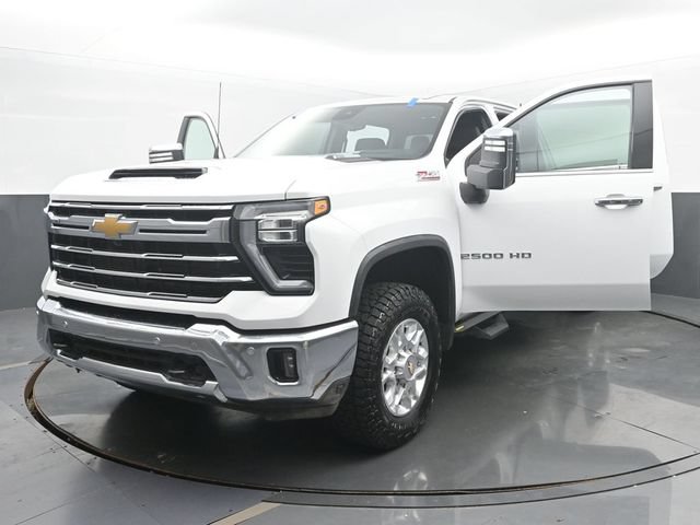 Used 2025 Chevrolet Silverado 2500 LTZ w/ LTZ Premium Package AWD/4WD image 52