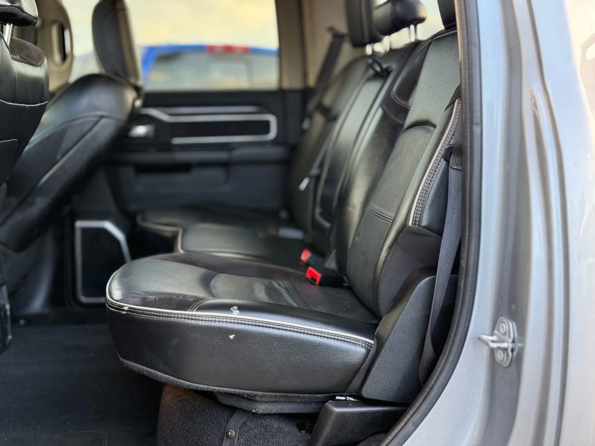 Used 2020 RAM 2500 Laramie image 21