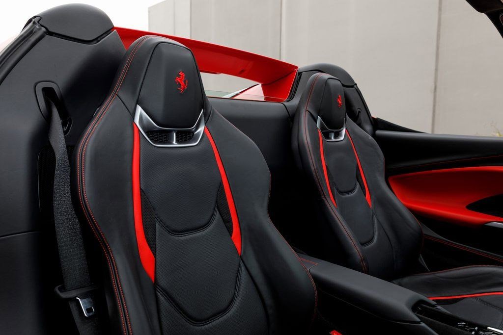 Used 2025 Ferrari 296 GTS image 39