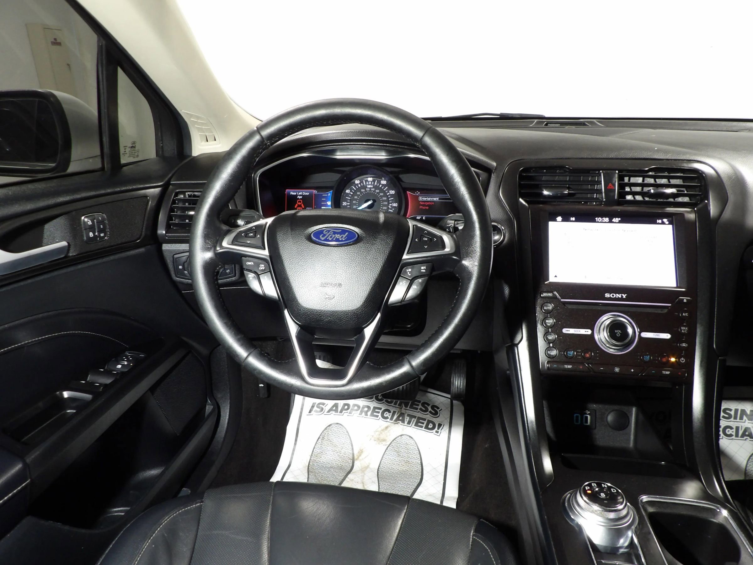 Used 2019 Ford Fusion Titanium image 14