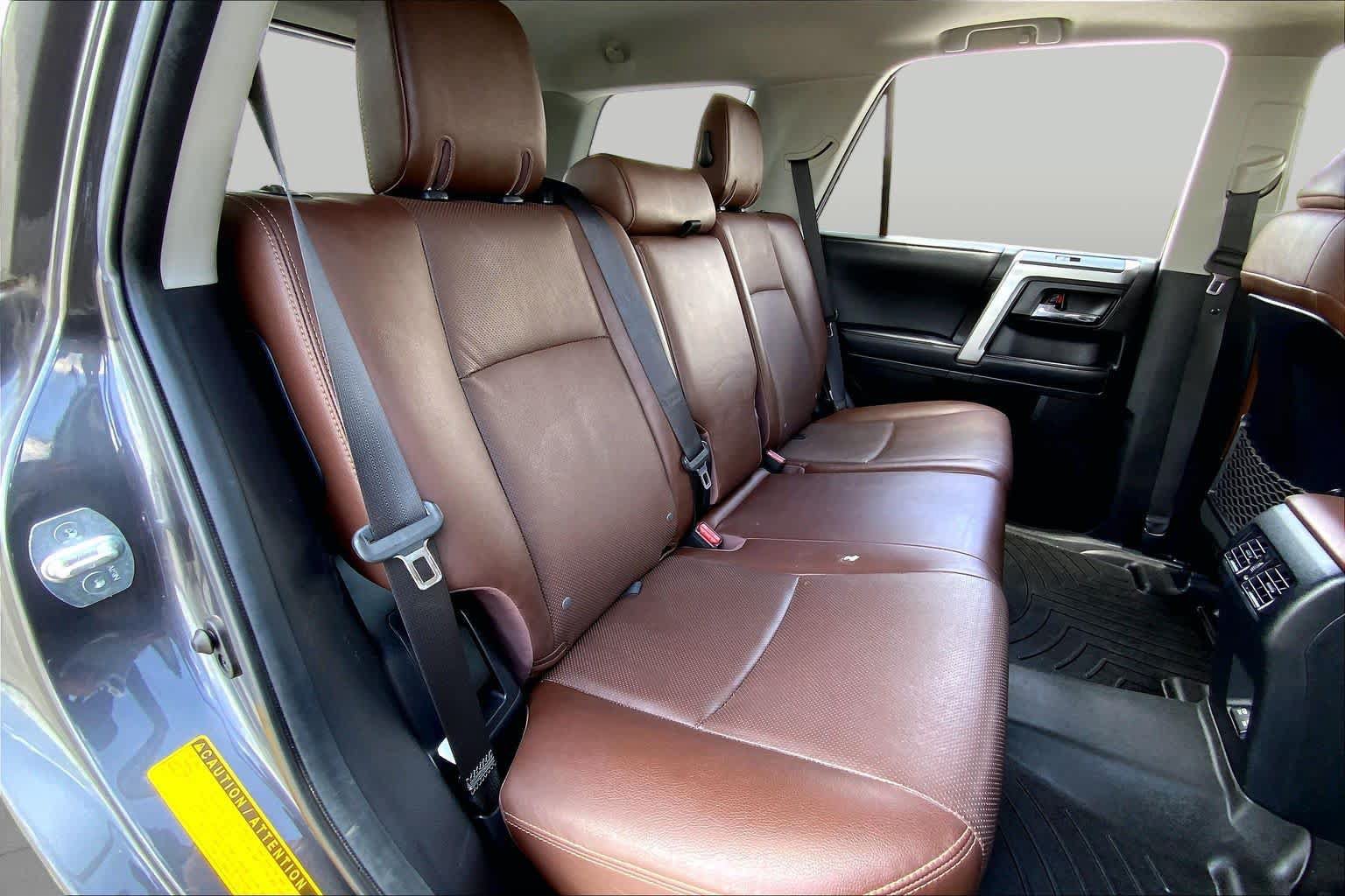 Used 2021 Toyota 4Runner Limited AWD/4WD image 36