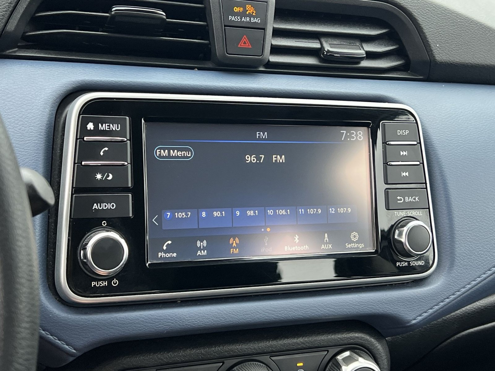 Used 2024 Nissan Versa SV FWD image 18