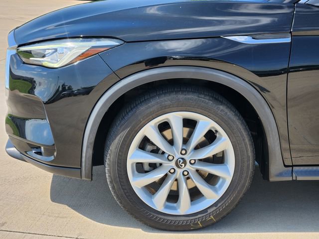Used 2019 INFINITI QX50 Luxe FWD image 8