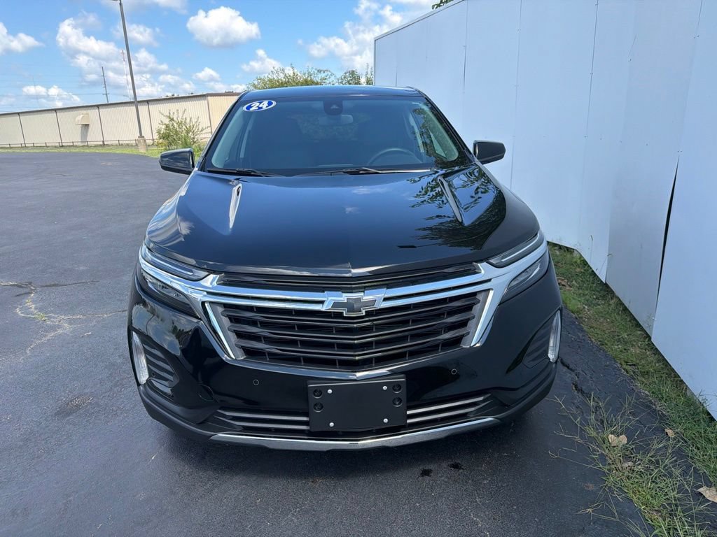 Used 2024 Chevrolet Equinox LT w/ LPO, Floor Liner Package FWD image 10