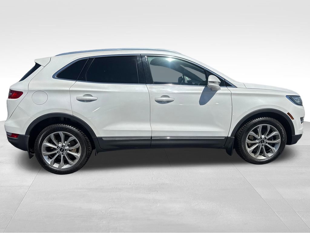Used 2018 Lincoln MKC Select w/ Select Plus Package AWD/4WD image 6