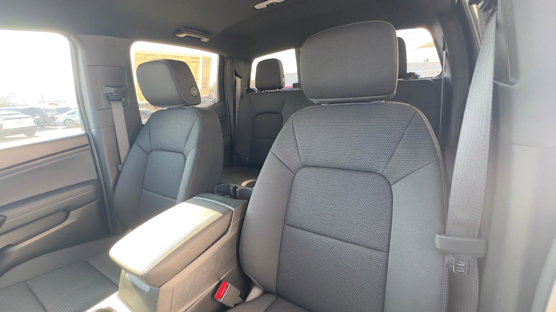 New 2026 GMC Canyon Elevation image 14